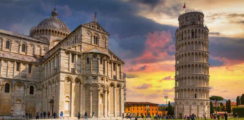 Image représentant la conférence  La Piazza dei Miracoli de Pise, magnifique ensemble médiéval 