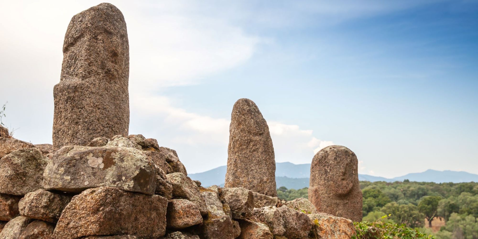 Image représentant la conférence  Les énigmatiques statues-menhirs corses