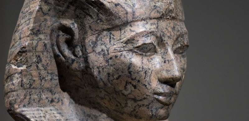 Image représentant la conférence  Une femme sur le trône égyptien : Hatchepsout, de reine à souveraine