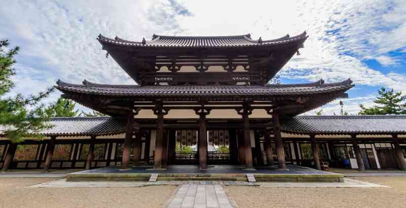 Image représentant la conférence  Le mystère des temples du Soleil Levant